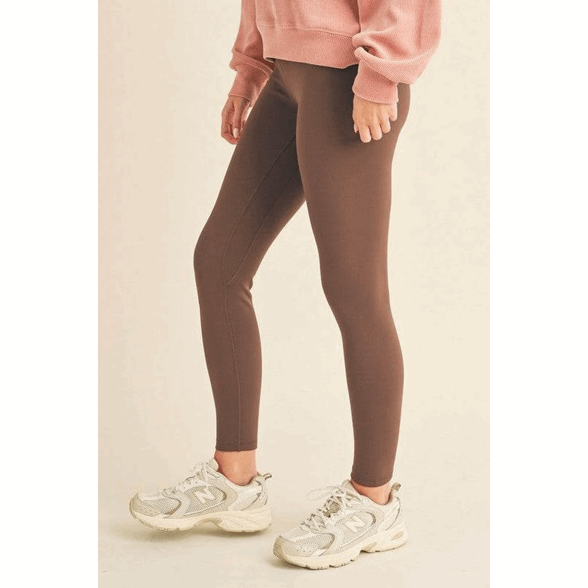 Yelete Full Size Fleece Lined High Waisted Leggings